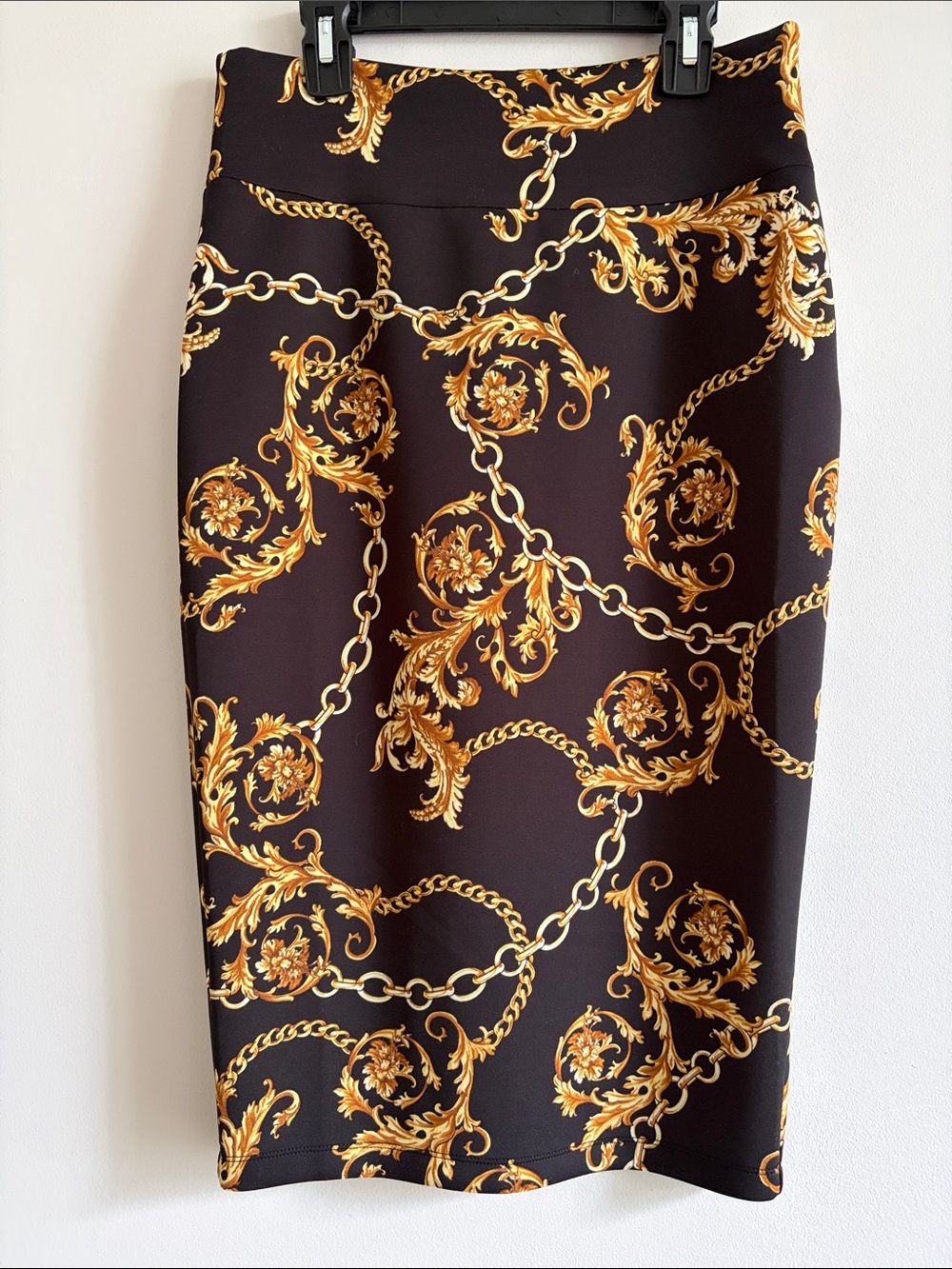 Thalia Sodi Black Pencil Skirt with Gold Baroque Chain Print